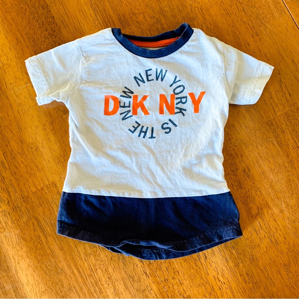 DKNY • Graphic Tee